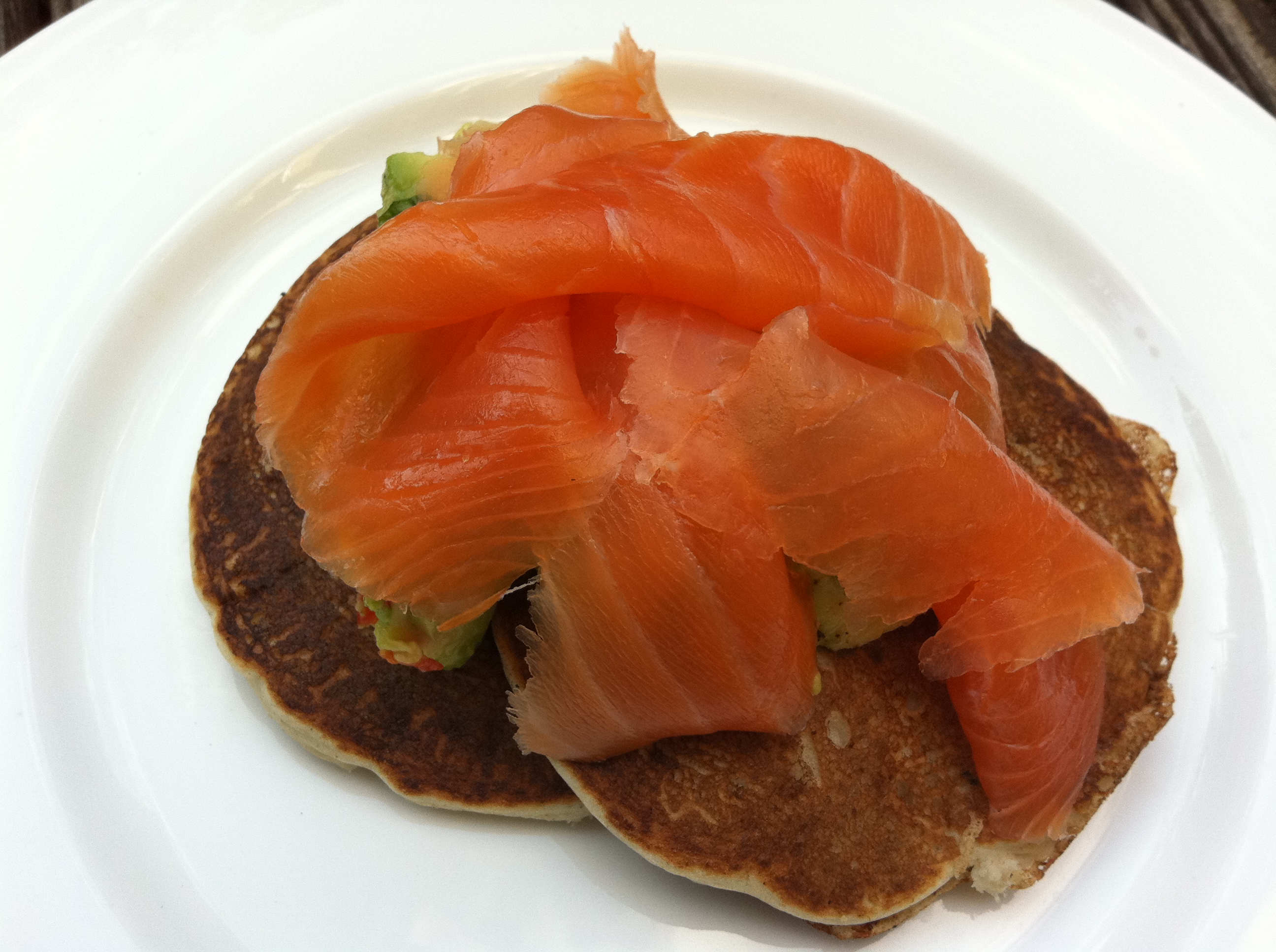 oat_buckwheat_pancakes_salmon