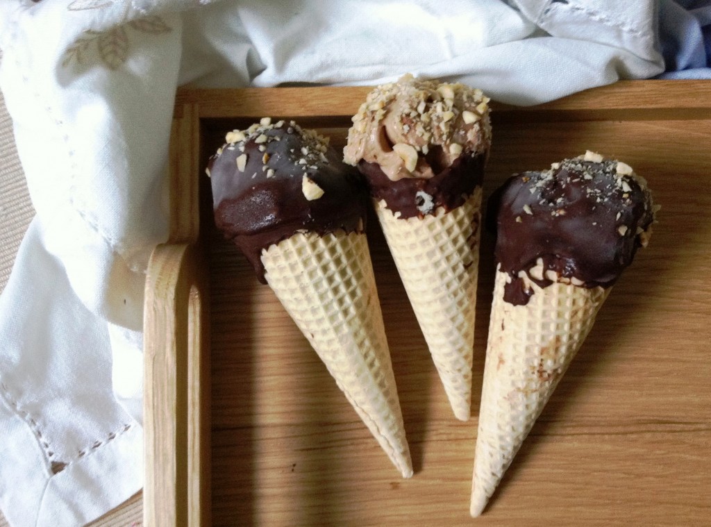 ferrero_rocher_ice_cream_cones 036