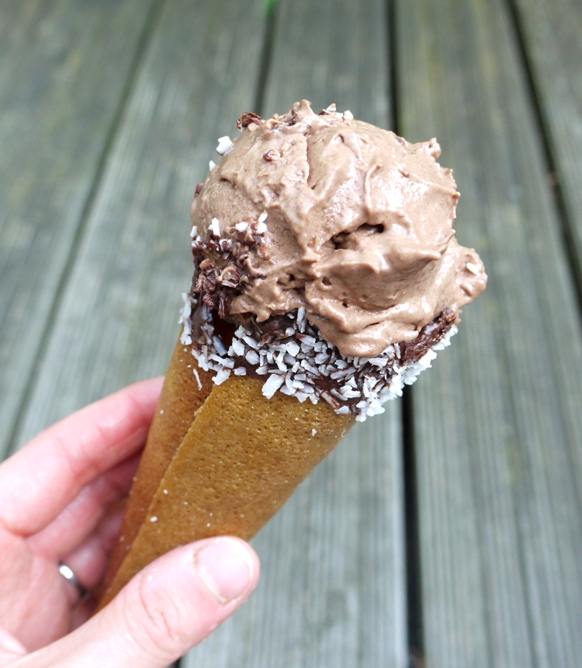 Chocolate Coconut Ice Cream Cones 