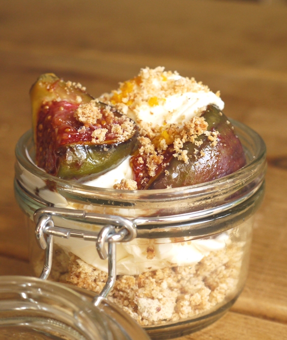 Roasted Figs with Amaretti Mascarpone