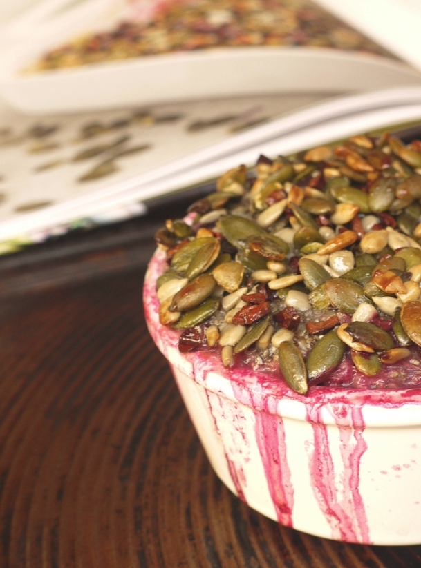 Baked Blueberry, Blackberry & Coconut Oatmeal 