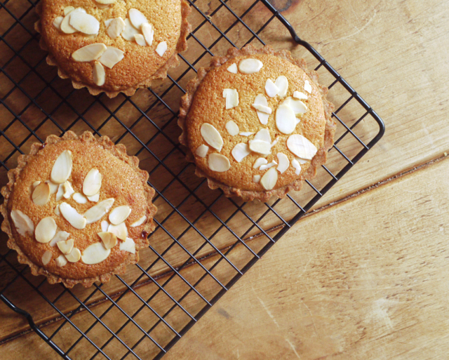 Rhubarb Bakewell Tart