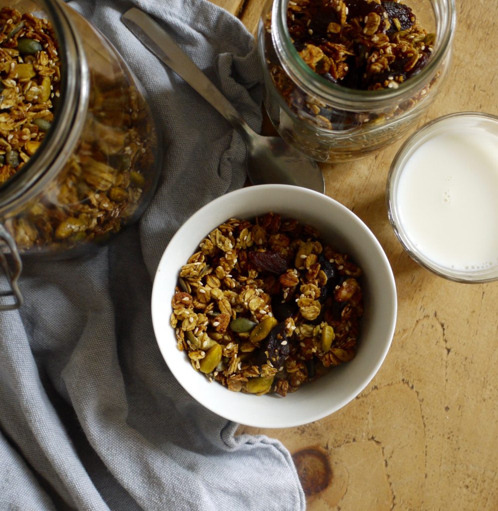 Pistachio & Apricot Granola