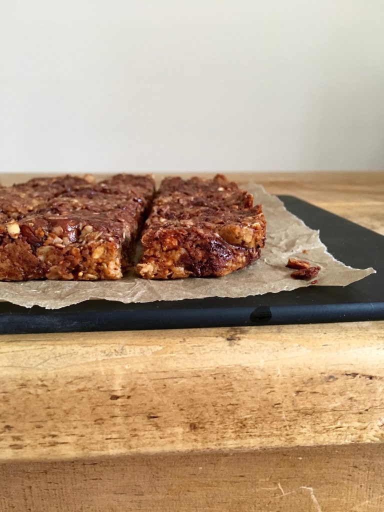 fig-dark-chocolate-almond-flapjacks-3