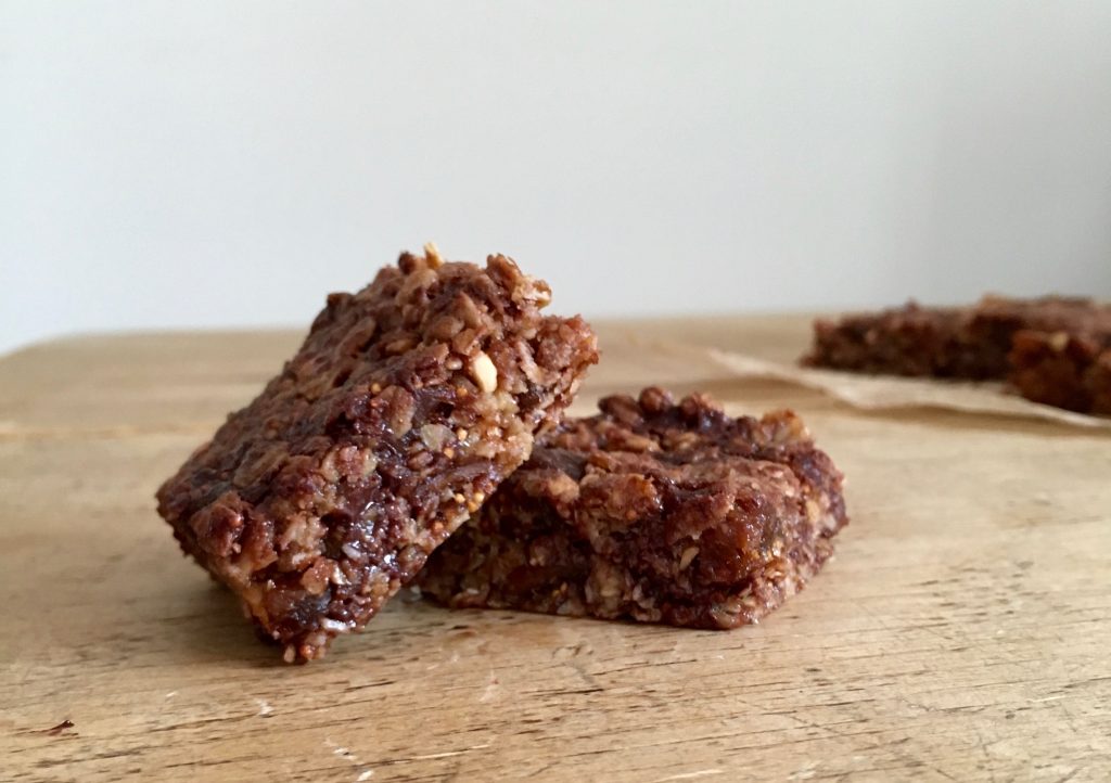 fig-dark-chocolate-almond-flapjacks-5